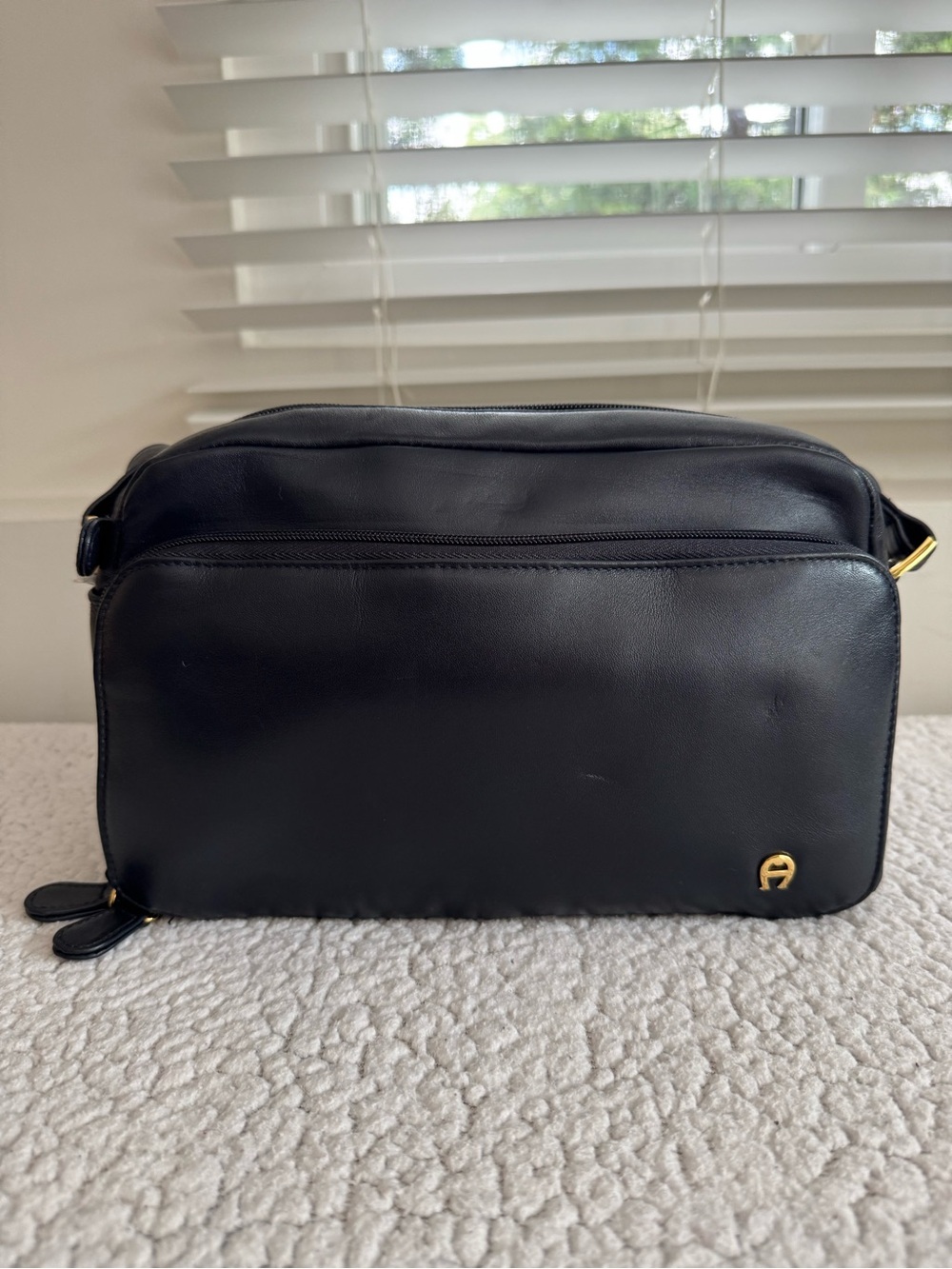 NWOT Etienne Aigner Navy Blue Leather Camera Bag Organizer Crossbody